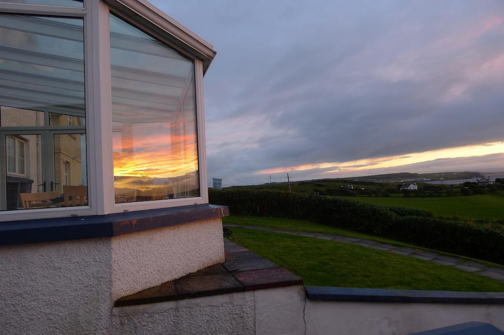 Finn Mccools Giants Causeway Hostel Бушмилс Экстерьер фото